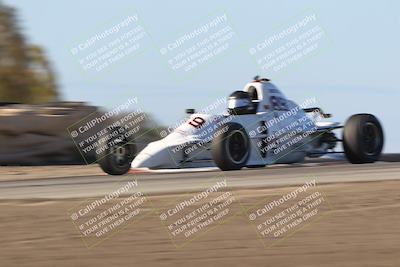 media/Oct-26-2025-CalClub SCCA (Sun) [[8ce1e69566]]/Group 6/Grapevine/